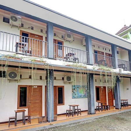 Hotel Wisma Ck Kebumen Eksteriør bilde