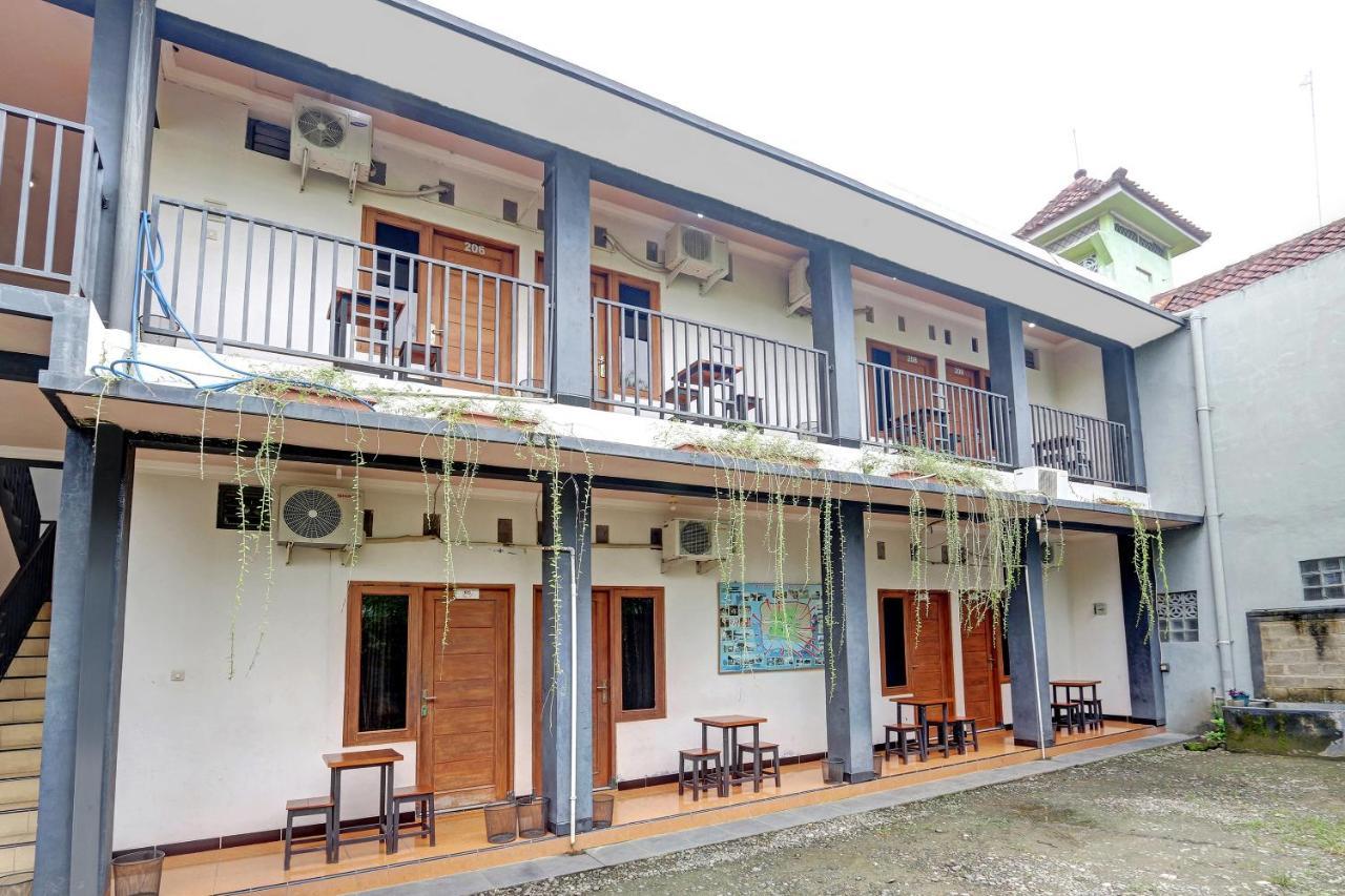 Hotel Wisma Ck Kebumen Eksteriør bilde