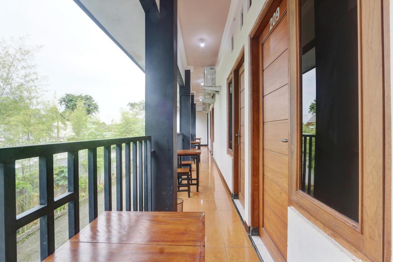 Hotel Wisma Ck Kebumen Eksteriør bilde
