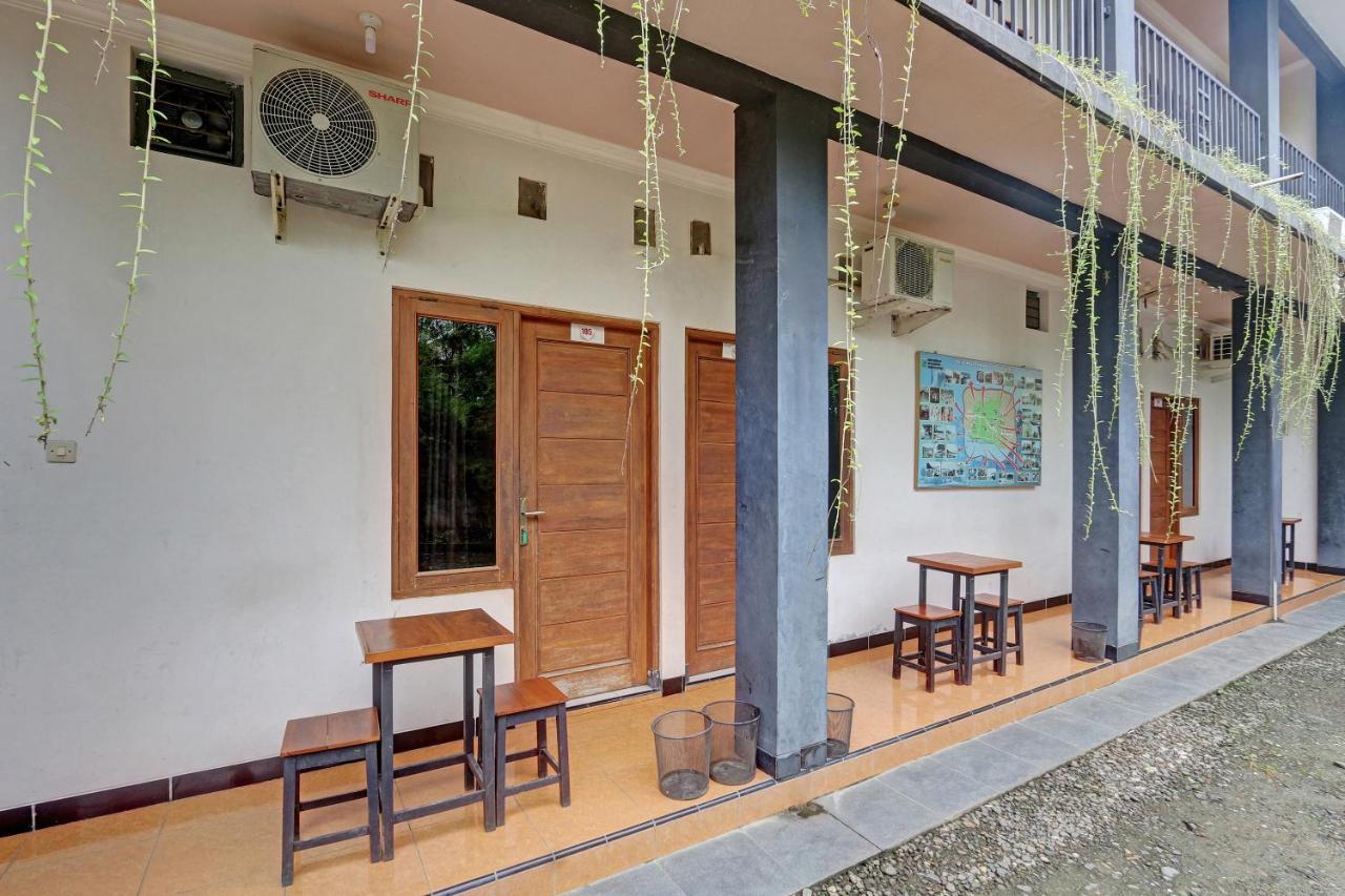 Hotel Wisma Ck Kebumen Eksteriør bilde