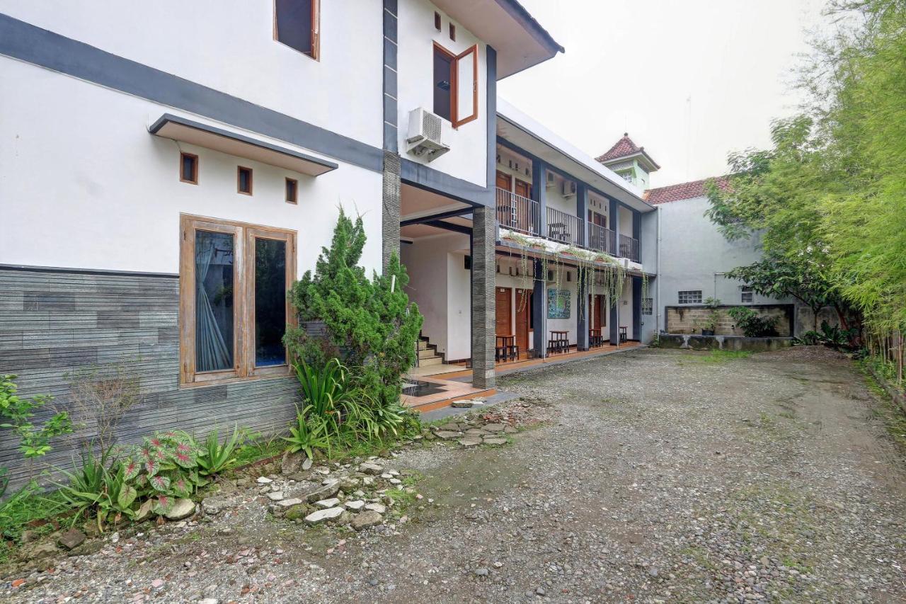 Hotel Wisma Ck Kebumen Eksteriør bilde